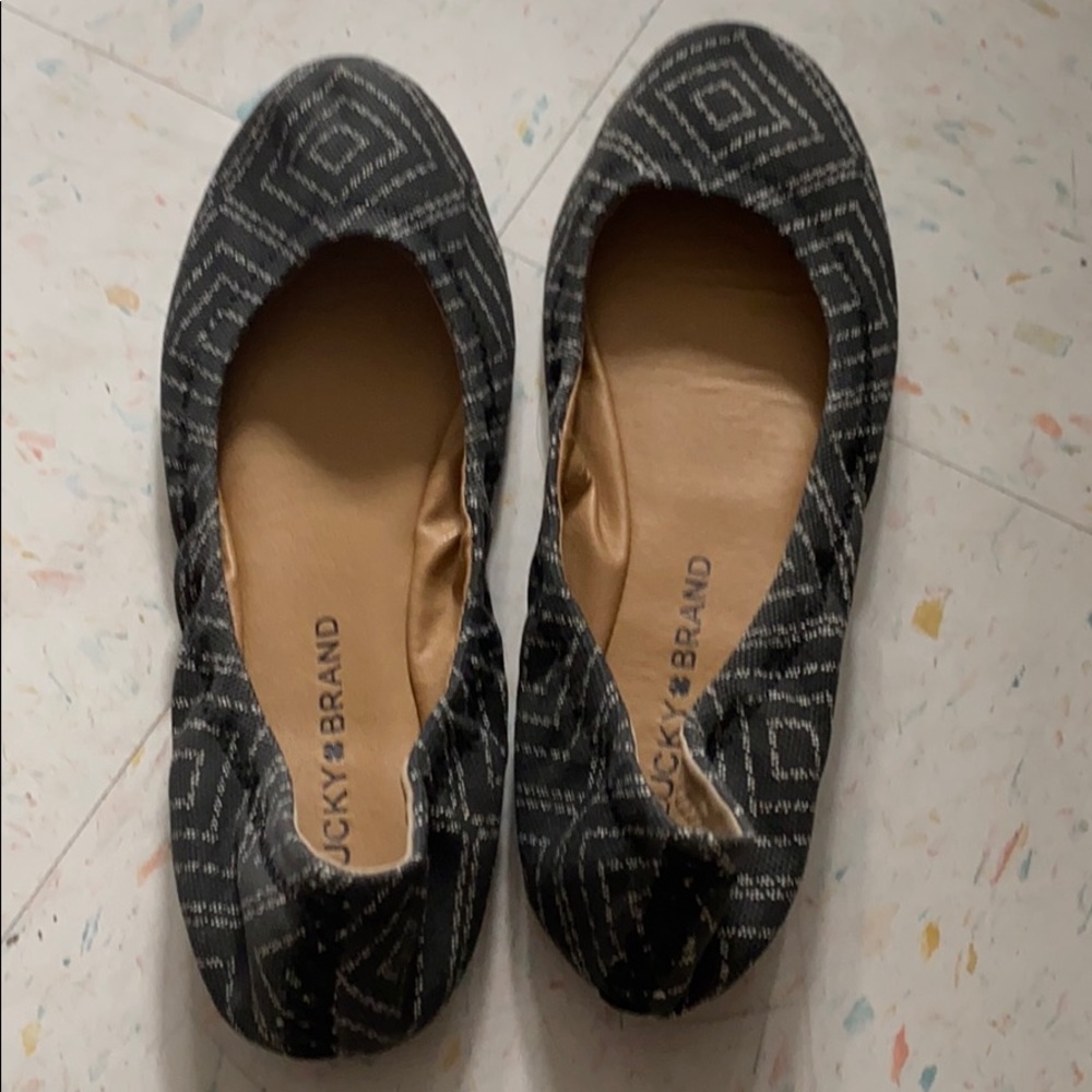 Lucky brand flats
